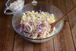 Squid Sałatka z serem i jajkami