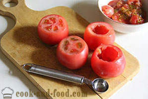 Nadziewane pomidory z jajkiem i serem