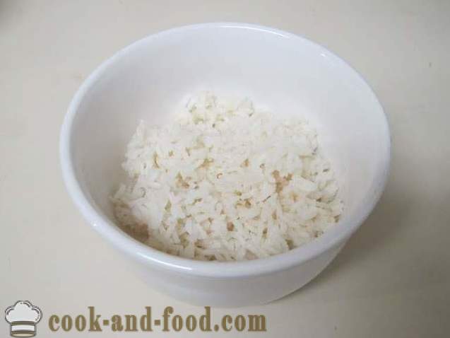 Zupa ryż z kapustą i mięsem mielonym