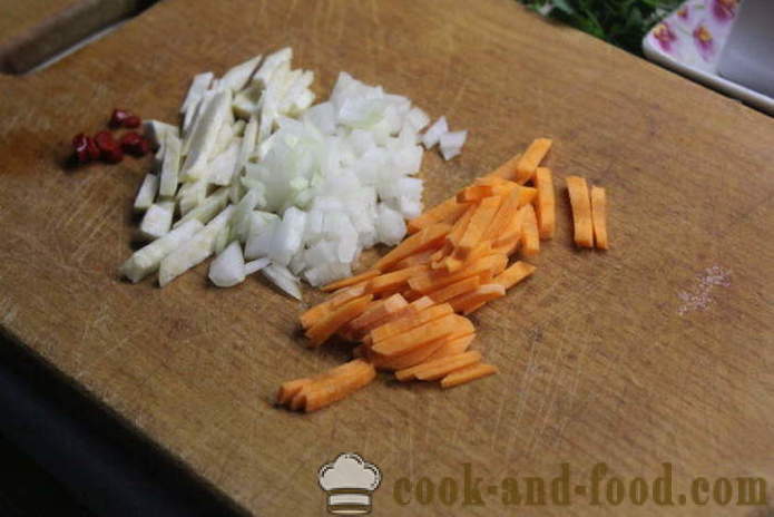Makaron zupa z kurczaka i ziemniaków - Jak przygotować pyszne zupy ziemniaczanej z makaronem i kurczakiem, z krok po kroku przepis zdjęć