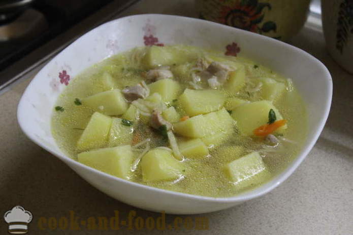 Makaron zupa z kurczaka i ziemniaków - Jak przygotować pyszne zupy ziemniaczanej z makaronem i kurczakiem, z krok po kroku przepis zdjęć