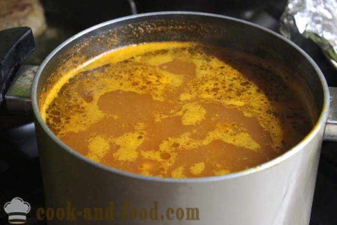 Zupa ziemniaczana z klopsikami i koncentrat pomidorowy - jak gotować zupę pomidorową z klopsikami z krok po kroku przepis zdjęć