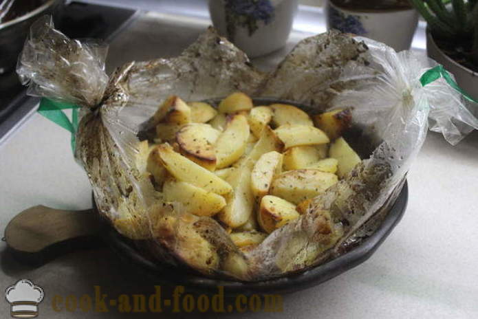 Ziemniaki pieczone z miodem i musztardą w piecu - jak pyszne gotować ziemniaki w otworze, krok po kroku receptury z fot
