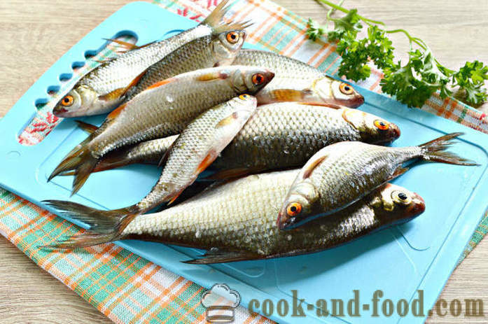 Małe ryby pieczone w piekarniku - jak gotować pyszne małe ryby rzeki, krok po kroku przepis zdjęć