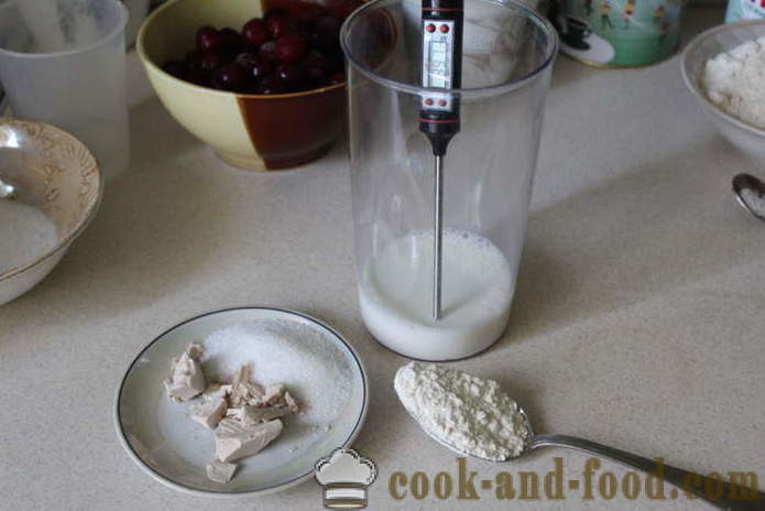 Drożdżowy placek z cherry-ślimak - Jak zrobić ciasto wiśniowe jak ślimak z ciasta drożdżowego, krok po kroku przepis zdjęć