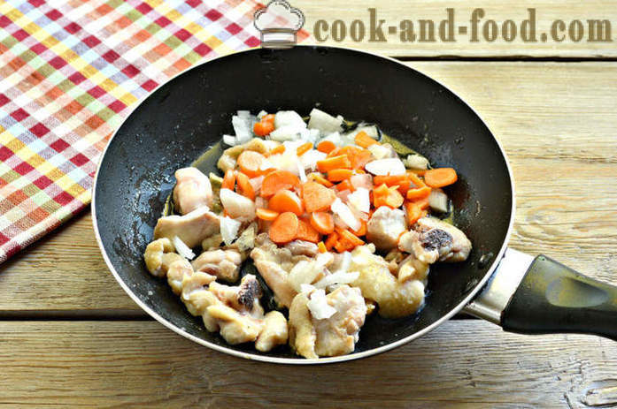 Ryż z warzywami i kurczakiem - zarówno smaczne kurczaka ugotować ryż na patelni, krok po kroku przepis zdjęć