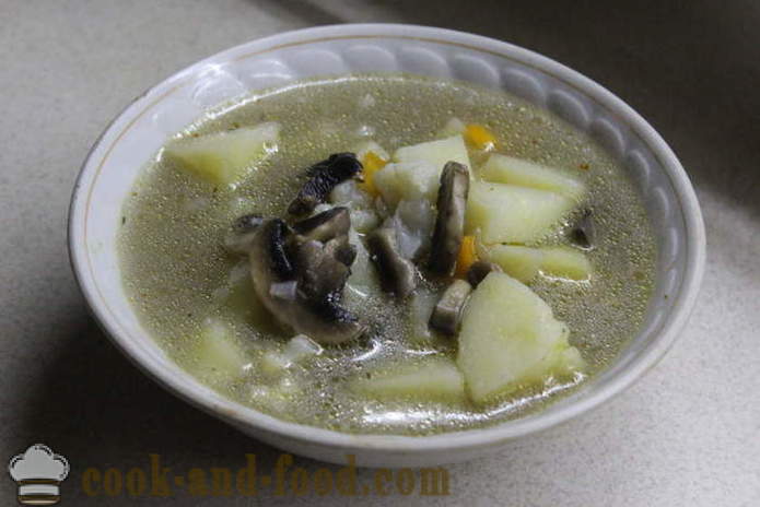 Kremowa zupa z grzybami i kalafiora - jak gotować zupę z grzybami, krok po kroku przepis zdjęć