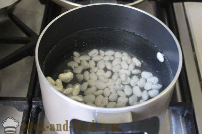Zupa fasolowa z klopsikami - jak gotować zupę z fasoli i klopsy, krok po kroku przepis zdjęć