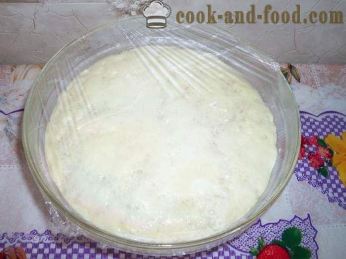 Szafran ciasto z białka pudru - jak gotować ciasto z polewą, krok po kroku przepis zdjęć