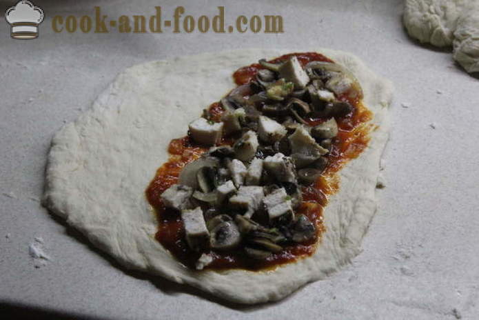Pizza Calzone z kurczaka w domu - Jak zrobić w domu Calzone, krok po kroku przepis zdjęć
