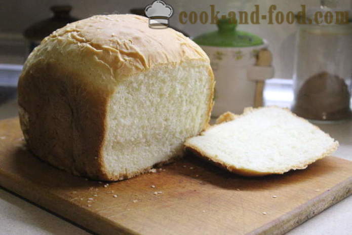 Mleczno-biały chleb w maszynie chleb - jak upiec chleb w mleku, krok po kroku przepis zdjęć