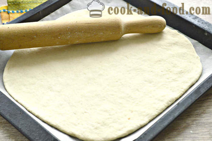 Chude ciasto drożdżowe z kapustą - jak upiec ciasto meatless kapusty w piecu, z krok po kroku przepis zdjęć