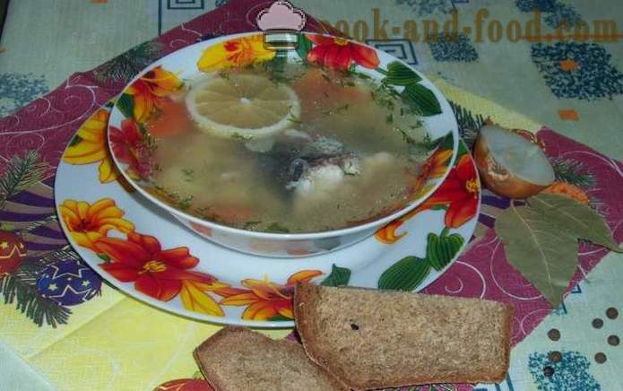 Pyszna zupa z karpia - jak gotować zupę z karpia, z krok po kroku przepis zdjęć