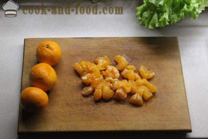 Sałatka noworoczny z piersi kurczaka i mandarynki - jak przygotować sałatkę z kurczaka i mandarynek, krok po kroku przepis zdjęć