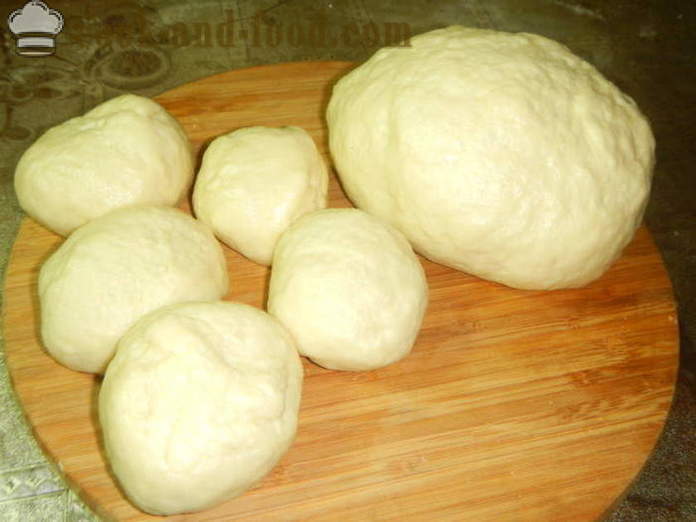 Pączki drożdżowe na kefir - jak gotować pączki z ciasta drożdżowego, krok po kroku przepis zdjęć