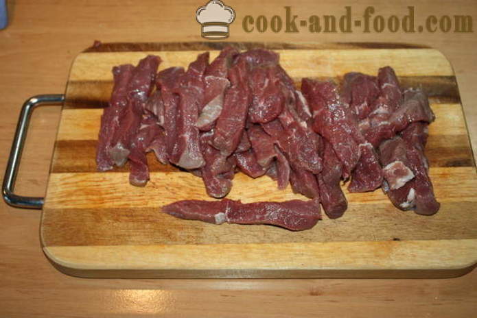 Mięso Befstroganow z wina i warzyw - krok po kroku przepis ze zdjęciami jak gotować Befstroganow z sosem