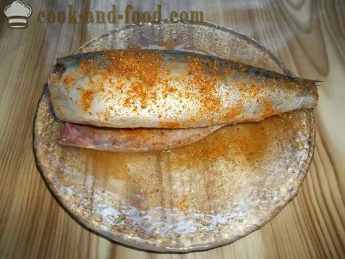 Makrela pieczona w folii w piekarniku - jak gotować makreli w folię, z krok po kroku przepis zdjęć