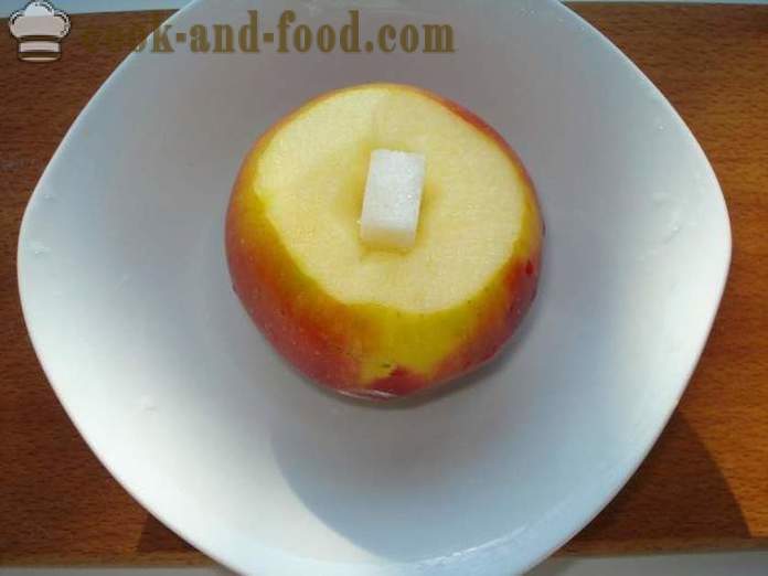 Pieczone jabłka w kuchence mikrofalowej - jak gotować jabłka w kuchence mikrofalowej, krok po kroku przepis zdjęć