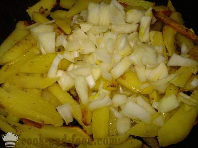 Smażone ziemniaki z cebulą - jak gotować smażone ziemniaki z cebulą na patelni, krok po kroku przepis zdjęć