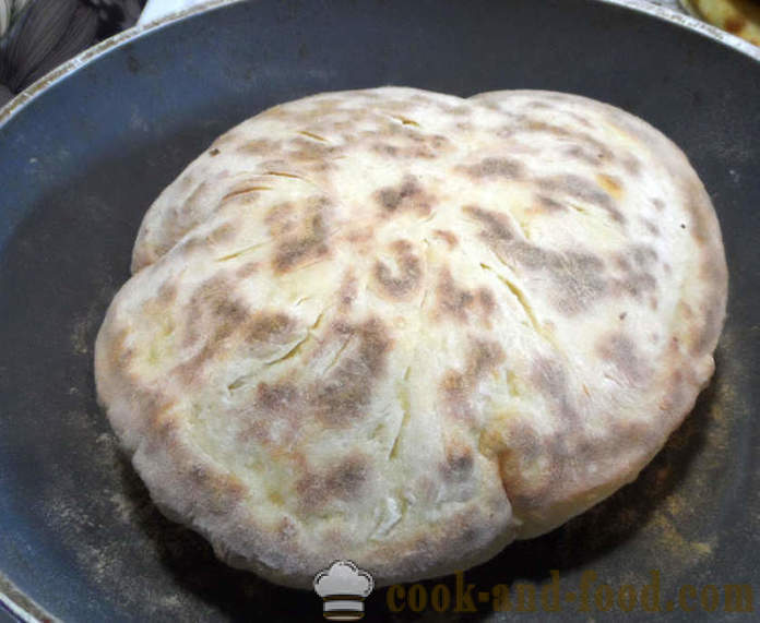 Khachapuri w serze Imereti - jak zrobić tortille z serem na patelni, krok po kroku przepis zdjęć