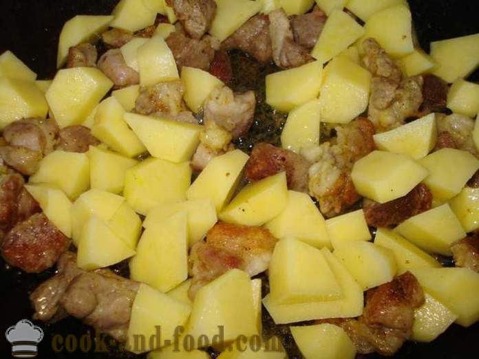 Gulasz warzywny z mięsem i ziemniakami i kapustą - jak gotować gulasz warzywny z mięsem i warzywami, z krok po kroku przepis zdjęć