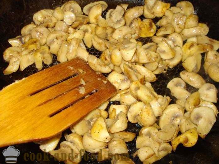 Świeże grzyby smażone na patelni - jak gotować smażone grzyby, krok po kroku przepis zdjęć