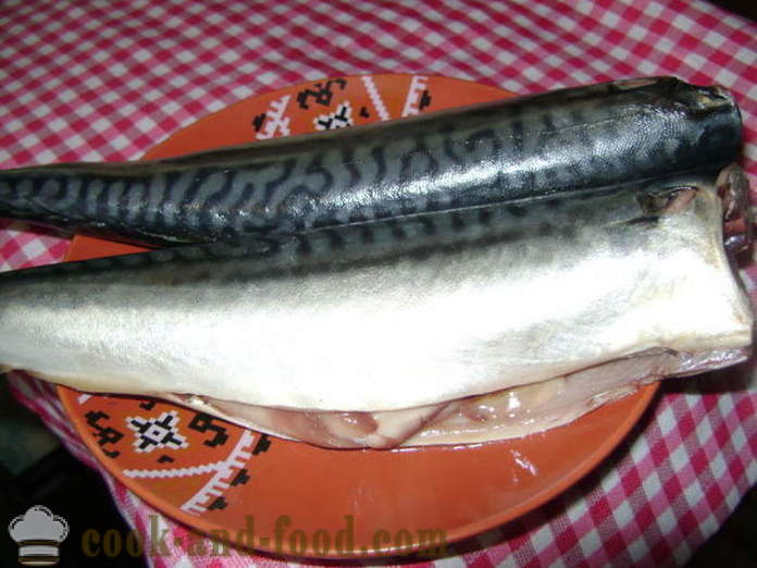 Solone makrela szybko skórki cebuli - jak marynowane makreli w skórek cebuli w domu, krok po kroku przepis zdjęć