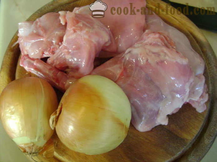 Królik duszony w śmietanie - jak gotować gulasz z królika w śmietanie, krok po kroku przepis zdjęć