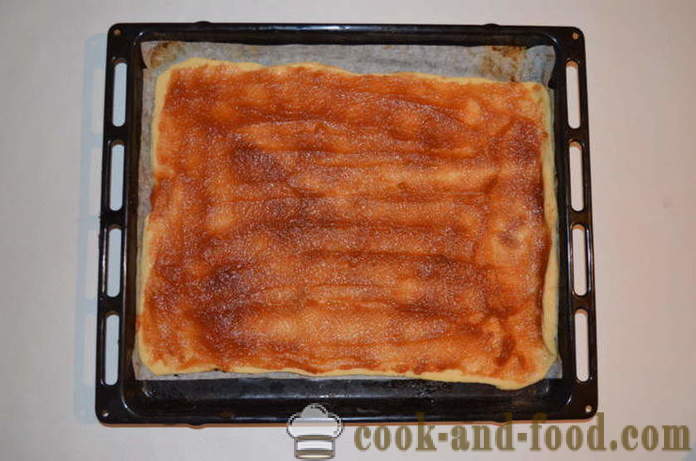 Pyszne placek z dżemem jabłkowym w piecu - jak przygotować placek z dżemem, z krok po kroku przepis zdjęć