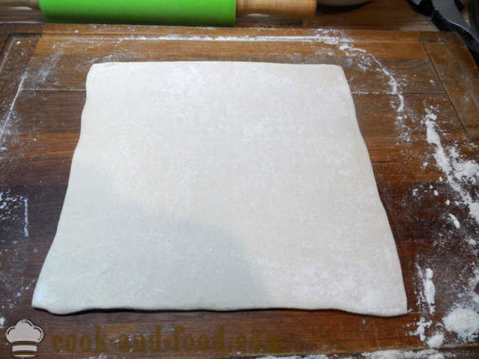 Puff pasty chryzantema - jak gotować mięso pie Chryzantema ciasto francuskie, z krok po kroku przepis zdjęć