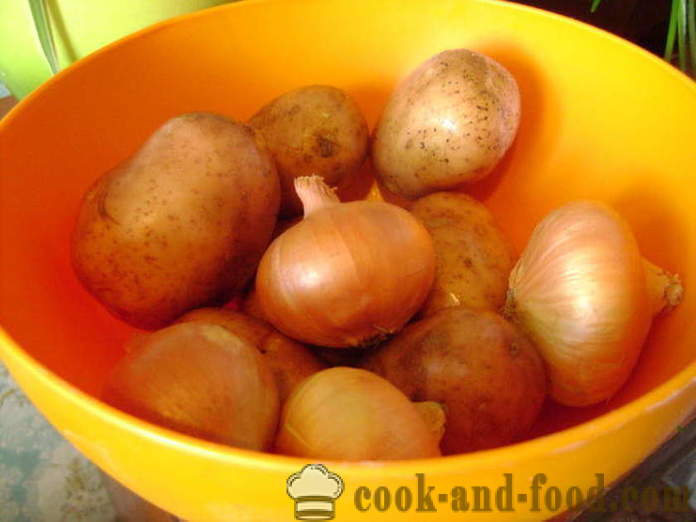 Drożdżowy placek z ziemniakami i grzybami - jak gotować ciasto z grzybami i ziemniakami, z krok po kroku przepis zdjęć