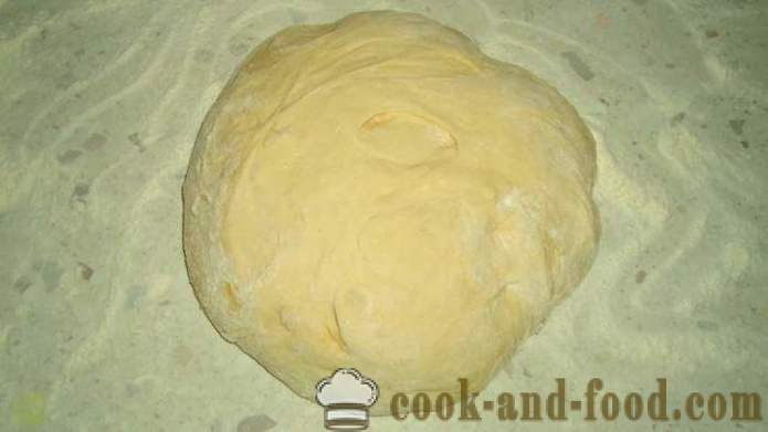 Bułeczki drożdżowe z sezamem w piekarniku - Jak zrobić bułkę z sezamem w domu, krok po kroku przepis zdjęć