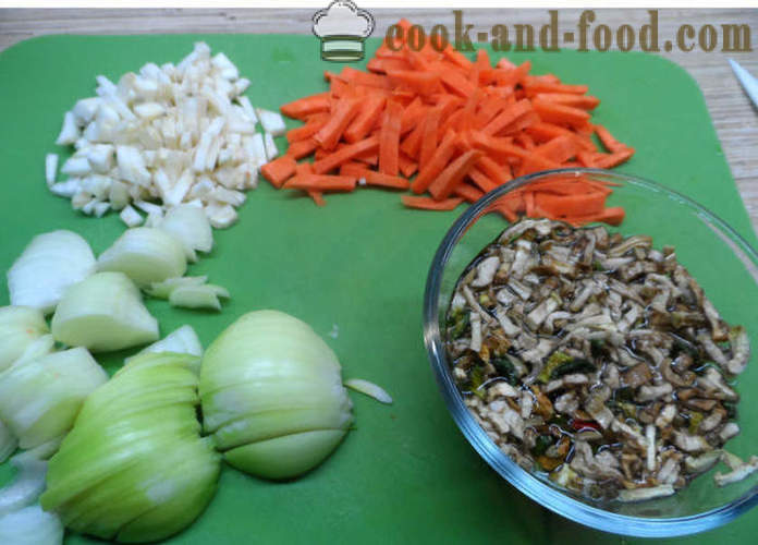 Risotto z warzywami w multivarka mrożonych i suszonych - jak gotować risotto w multivarka w domu, krok po kroku przepis zdjęć