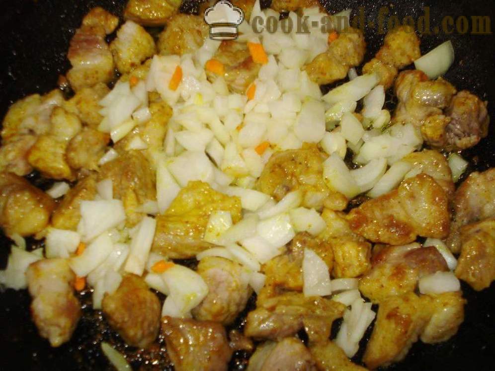 Pilaw na patelni z wieprzowiny - jak gotować risotto z wieprzowiny na patelni, krok po kroku przepis zdjęć
