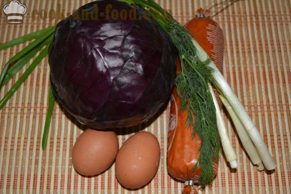 Prosta sałatka z czerwonej kapusty z majonezem - jak przygotować sałatkę z czerwonej kapusty, krok po kroku przepis zdjęć