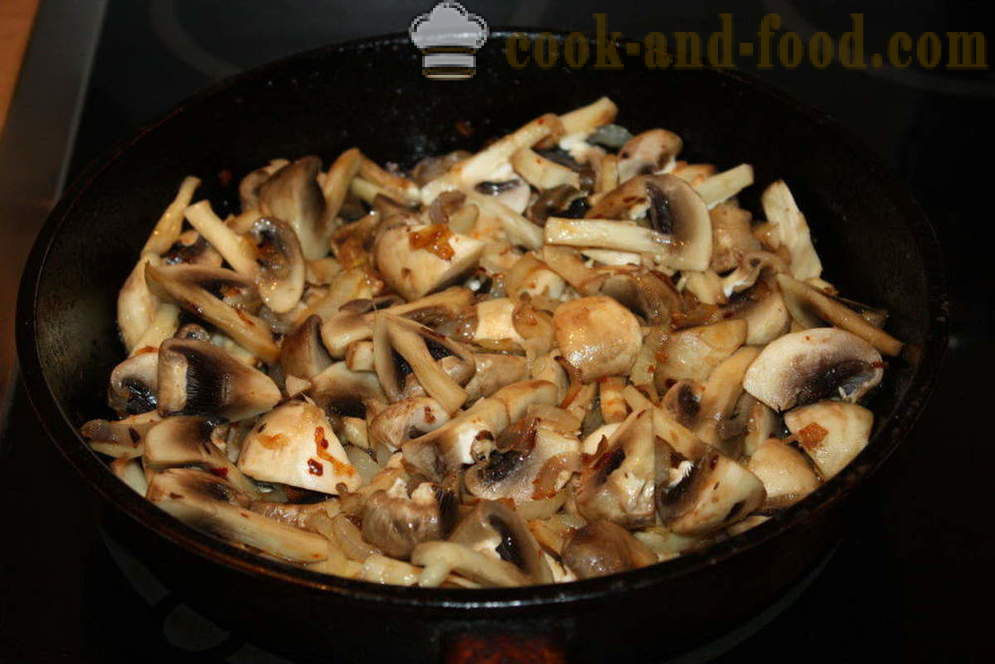 Pieczone ziemniaki z grzybami w śmietanie - jak gotować ziemniaki z grzybami w piekarniku, z krok po kroku przepis zdjęć