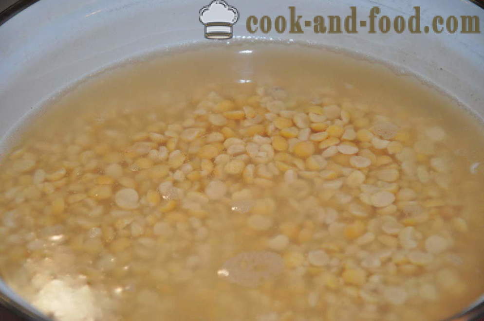 Pyszna zupa grochowa z cebulą i boczkiem - jak gotować pyszne puree z grochu, krok po kroku przepis zdjęć