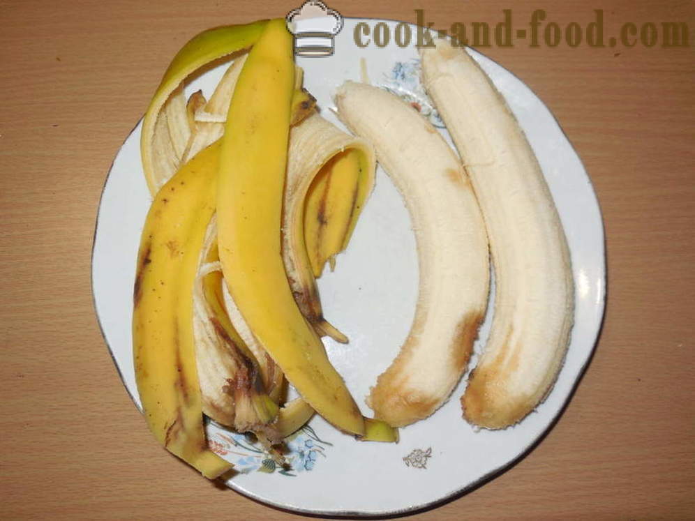 Banany zapiekane w piecu z orzechami i cukrem - jak pieczone banany w piekarniku na deser, krok po kroku przepis zdjęć