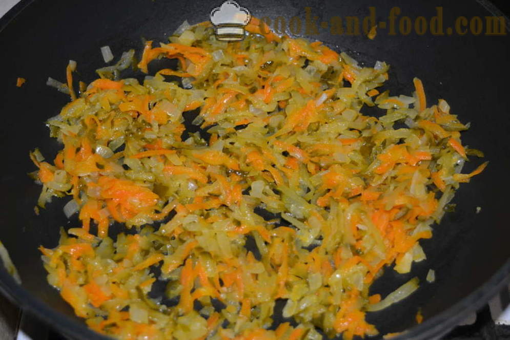 Domowej roboty marynowane z grzybami i ogórkiem - jak gotować bez mięsa i jęczmienia ogórka, krok po kroku przepis zdjęć