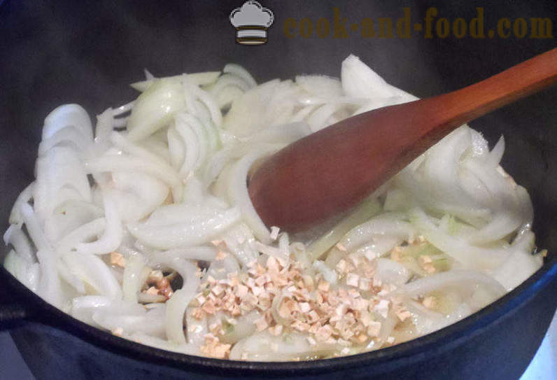Zupa z ryżem kharcho - jak gotować zupę grub w domu, krok po kroku przepis zdjęć