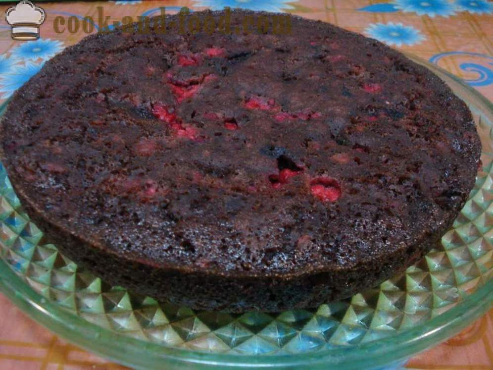 Chude ciasto czekoladowe bez jaj - jak gotować ciasto czekoladowe w multivarka, krok po kroku przepis zdjęć