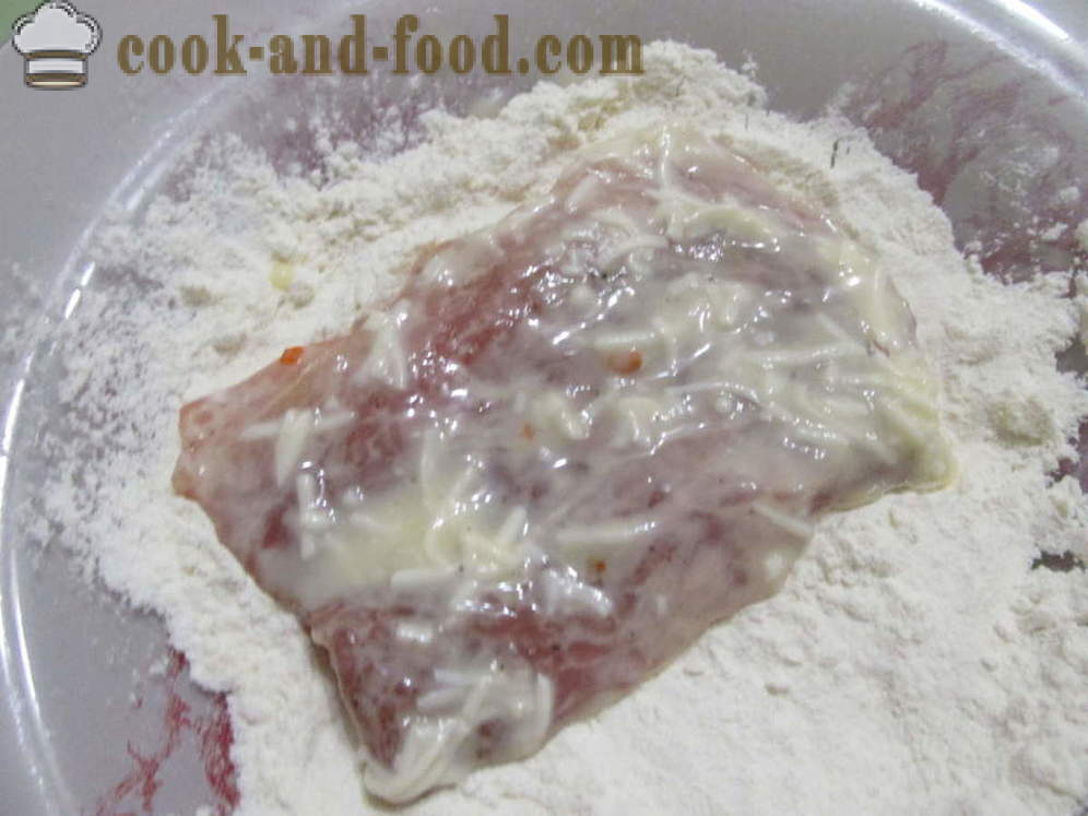 Soczyste kotlety wieprzowe w piekarniku z serem ciasto - jak gotować kotlety w piekarniku, z krok po kroku przepis zdjęć