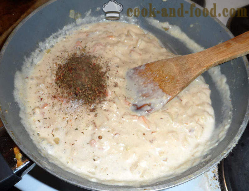 Krokiety pod beszamelem w piecu - jak gotować klopsiki z ziemniakami i kremowym sosem, krok po kroku przepis zdjęć