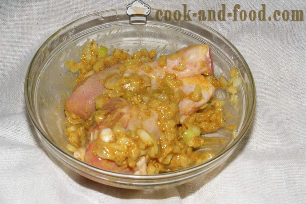 Kurczak w sosie musztardowym w piecu - jak gotować kurczaka w piekarniku z ziemniakami i dyni, z krok po kroku przepis zdjęć