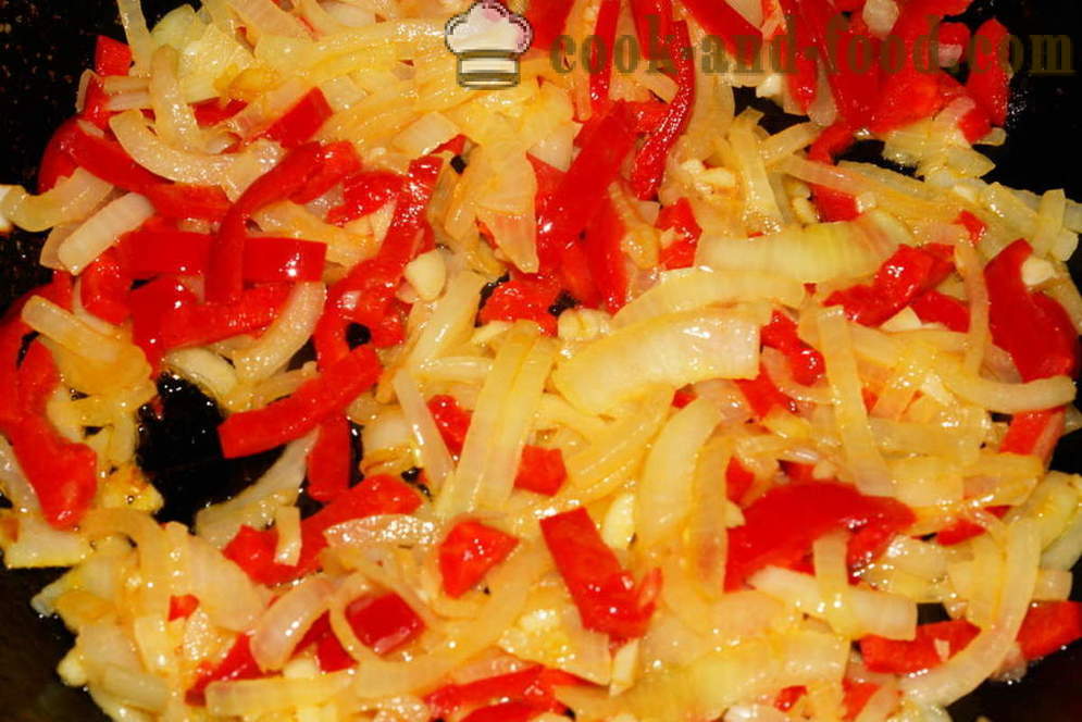 Befstroganow bez kwaśną śmietaną i Koncentrat pomidorowy - jak gotować pyszne Befstroganow z sos, krok po kroku przepis zdjęć