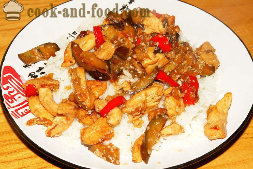Filet z kurczaka w chińskim: z warzywami i ryżem - jak gotować kurczaka po chińsku, krok po kroku przepis zdjęć