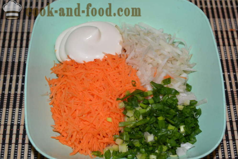 Tasty sałatka z karczochami i marchwi i zielonej cebuli - jak przygotować sałatkę z karczochami i marchewką przepis ze zdjęciem