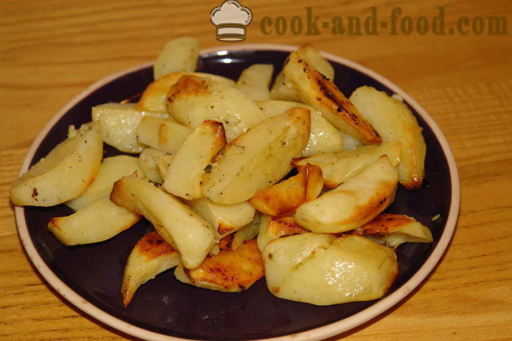 Ziemniaki pieczone w piekarniku - jak pieczonych plasterków ziemniaka w piecu z krok po kroku zdjęć receptury
