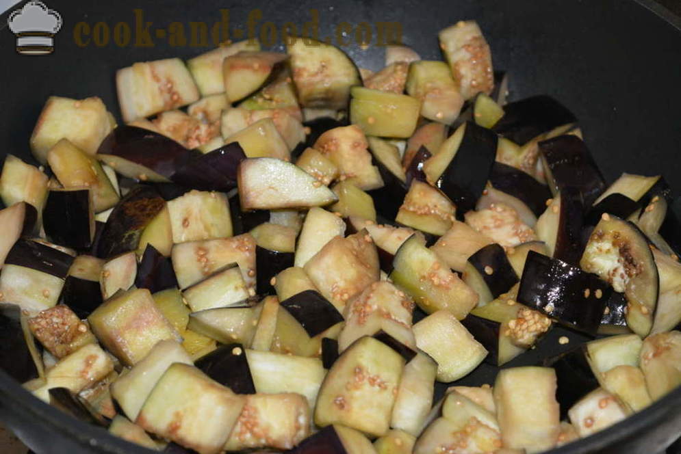 Gulasz warzywny z bakłażanem i cukinią w piecu - jak gotować smażona bakłażana i cukinii, z krok po kroku przepis zdjęć