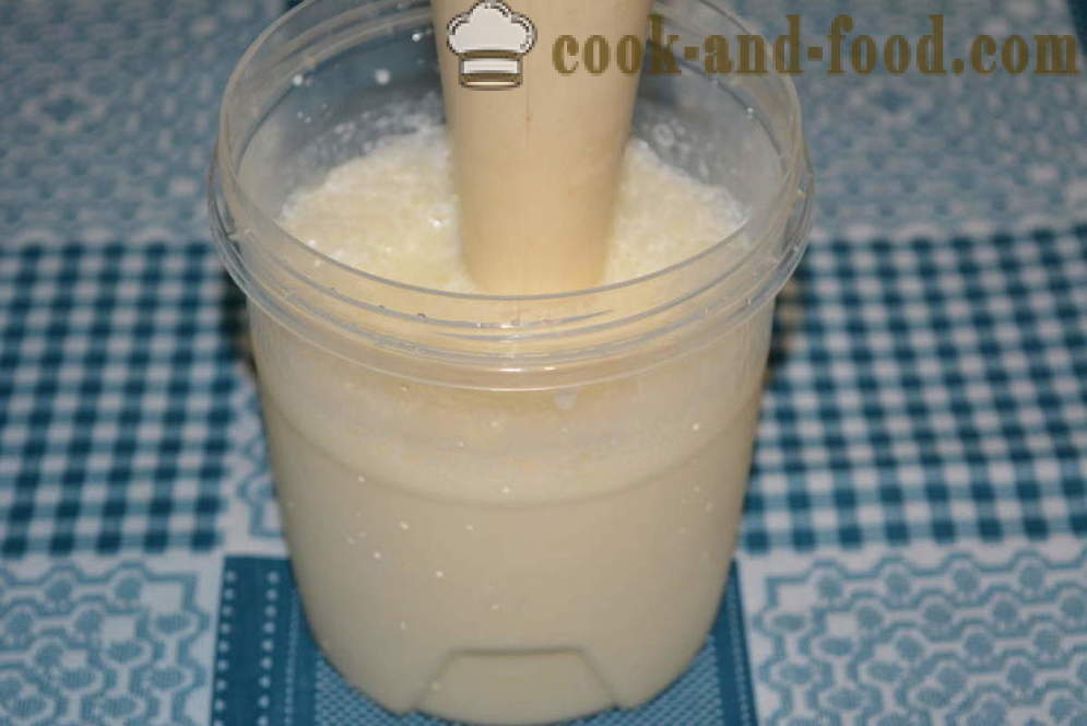 Koktajl mleczny z lodami i bananów w blenderze - Jak zrobić milkshake w domu, krok po kroku przepis zdjęć
